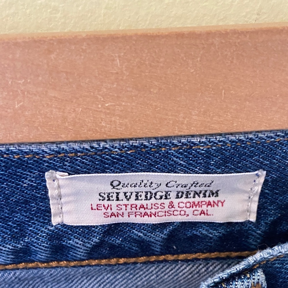 Levi's Straight-Leg Jeans in Medium Blue Denim - Picture 3 of 7